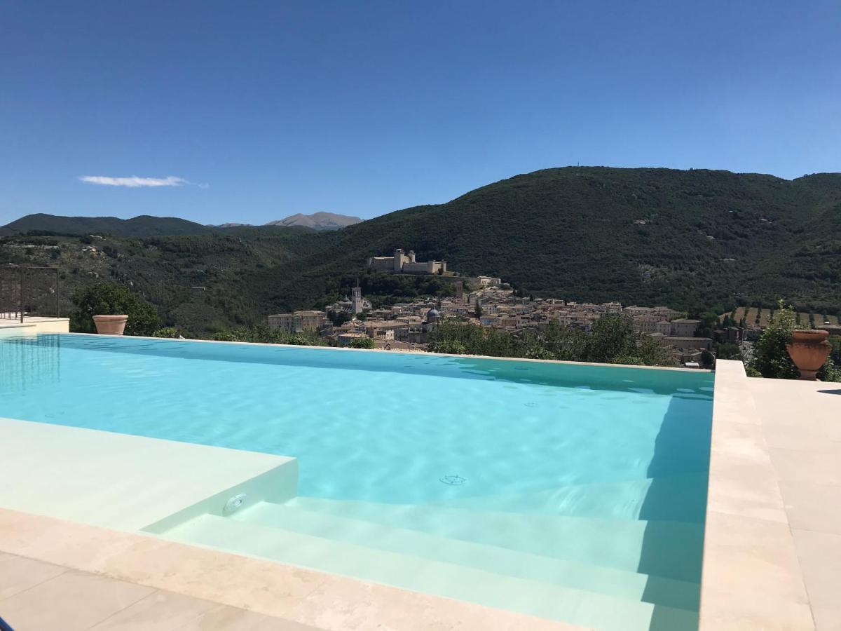 Agriturismo Collerisana Spoleto Eksteriør bilde