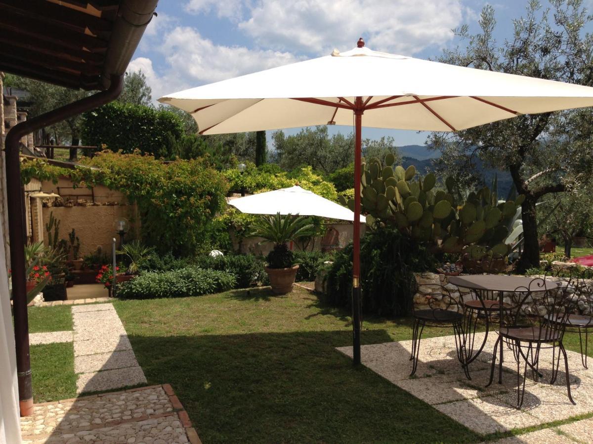 Agriturismo Collerisana Spoleto Eksteriør bilde