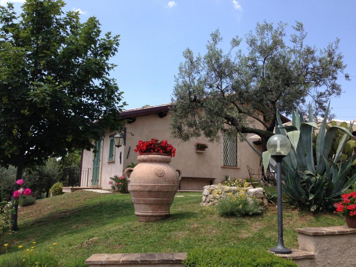 Agriturismo Collerisana Spoleto Eksteriør bilde
